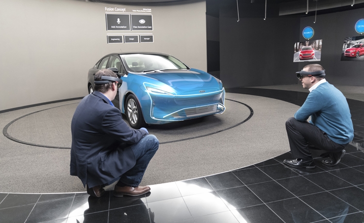 Фото - Очки Microsoft HoloLens помогут Ford в создании автомобилей»