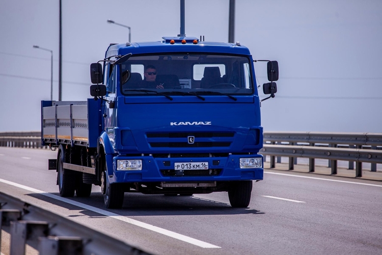 Фото - На автоподходе к Крымскому мосту успешно испытаны российские робомобили»