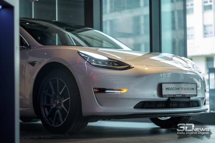 Фото - Tesla Model 3 выйдет на международный рынок не ранее 2019 года»
