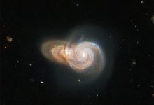 Фото - Фото дня: далёкие галактики, перекрывающие друг друга